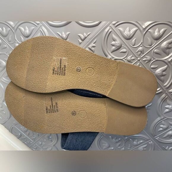 Liz Claiborne like new denim sandals size 7.5 - Picture 4 of 6
